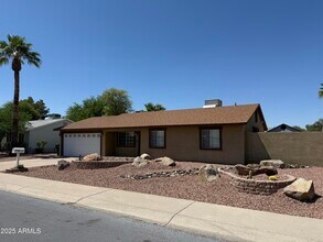 4032 E Hartford Ave in Phoenix, AZ - Building Photo - Building Photo