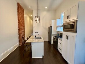 2333 Chippewa St in New Orleans, LA - Building Photo - Building Photo