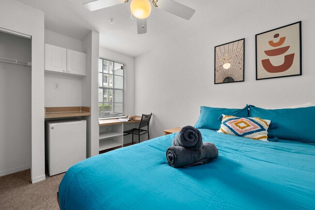 5610 Graduate Cir in Tampa, FL - Building Photo - Building Photo