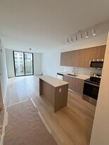 11645 NE 20th Dr, Unit A5 in North Miami, FL - Building Photo