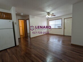 1831 E Laverne St in Bolivar, MO - Building Photo - Building Photo