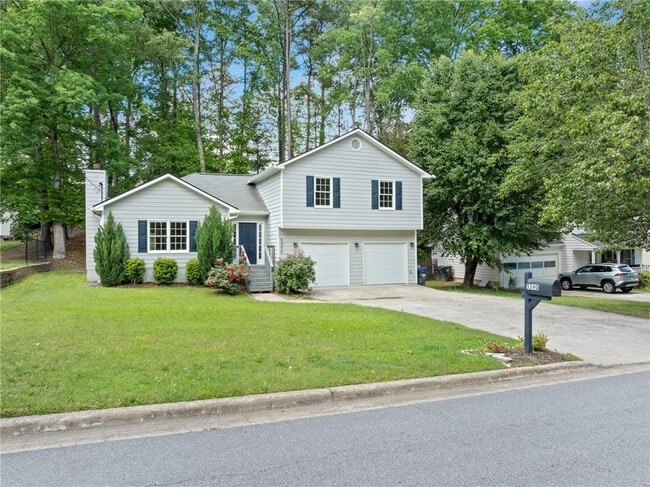 5590 Princeton Oaks Dr in Sugar Hill, GA - Building Photo - Building Photo