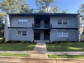 Student Housing by NC State in Raleigh, NC - Foto de edificio - Primary Photo