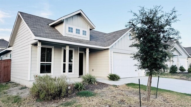 212 Rollingwood Dr in San Marcos, TX - Building Photo - Building Photo