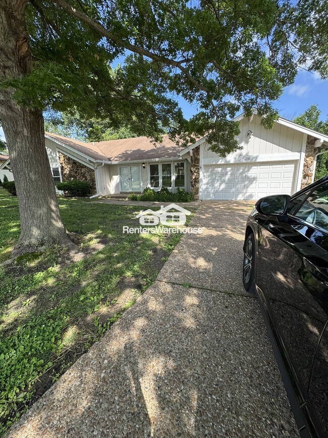 property at 216 Rue Grand Dr