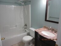 345 Riverchase Blvd photo'