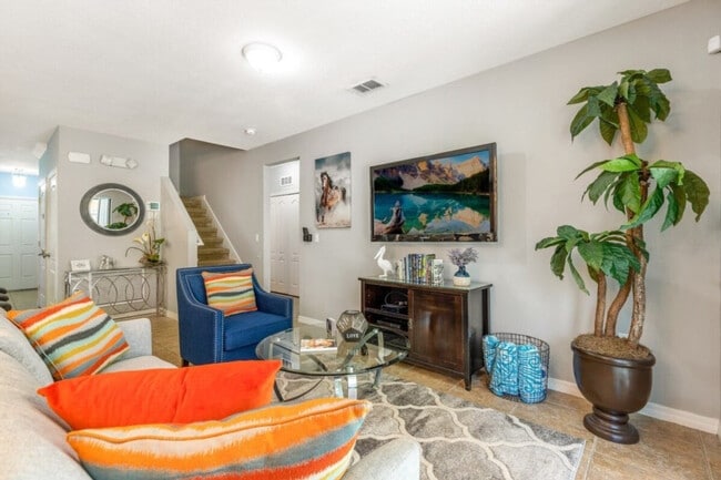 1157 Cypress Pointe Blvd in Davenport, FL - Foto de edificio - Building Photo