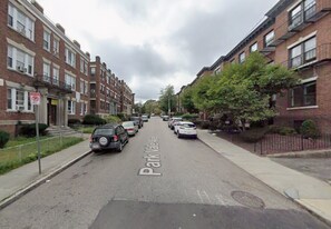 56 Park Vale Ave, Unit 14 in Boston, MA - Building Photo