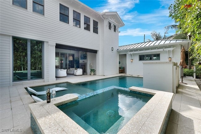 property at 160 Broad Ave S