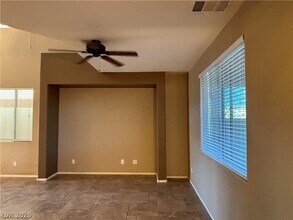 9012 Vintage Wine Ave in Las Vegas, NV - Building Photo - Building Photo