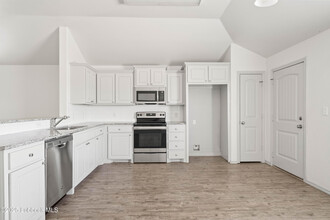 1212 Kingston St in Wolfforth, TX - Building Photo - Building Photo