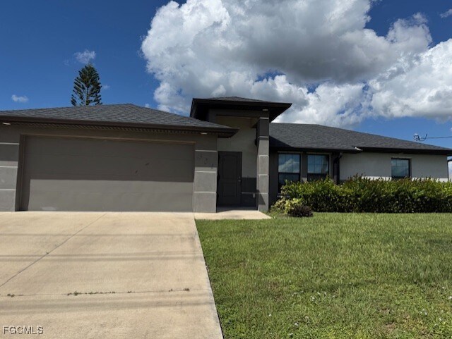 321 Kismet Pkwy W in Cape Coral, FL - Building Photo - Building Photo