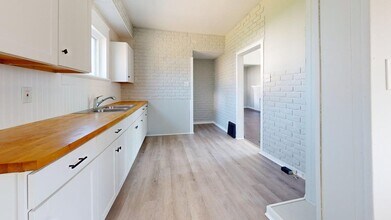 1117 Arlington Ave SW in Canton, OH - Building Photo - Building Photo