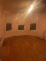 10 Avery Pl in Utica, NY - Building Photo