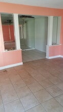 2100 W Beach Dr, Unit F102 in Panama City, FL - Building Photo - Building Photo