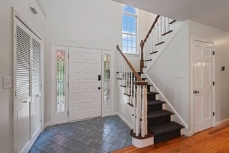 1439 NY-9P in Saratoga Springs, NY - Foto de edificio - Building Photo