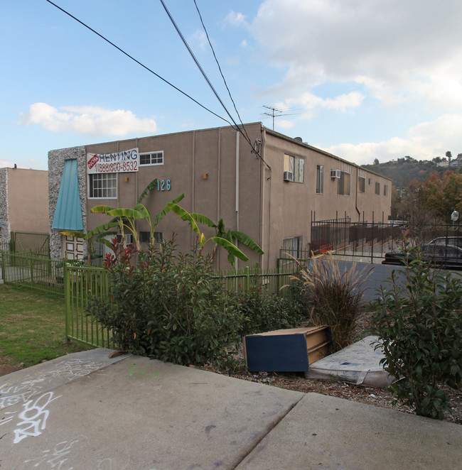 126-& 130 San Pascual Ave in Los Angeles, CA - Foto de edificio - Building Photo