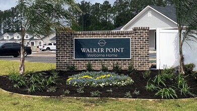 Walker Point in Brunswick, GA - Building Photo - Building Photo