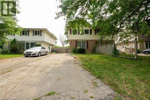 327 Cole Rd in Guelph, ON - Building Photo