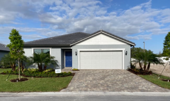 property at 2931 Hibiscus Ave