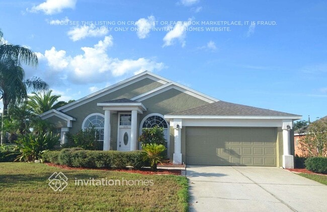 property at 1570 Bay Club Rd