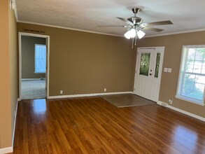 420 Decker St in Niles, MI - Foto de edificio - Building Photo