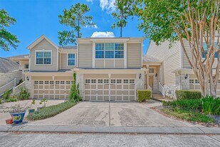 13600 Breton Ridge St in Houston, TX - Building Photo