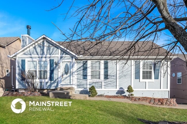 property at 960 N Walnut St