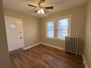 5948 Malta St in Philadelphia, PA - Foto de edificio - Building Photo