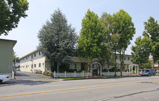 Larkspur Woods Apartamentos