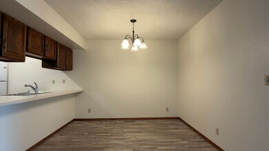 3901 Doral Dr in Rapid City, SD - Building Photo - Building Photo