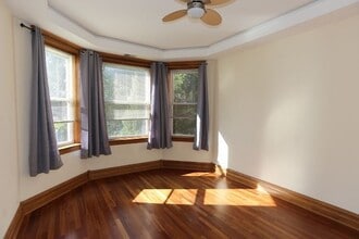 833 N Rockwell St in Chicago, IL - Building Photo - Building Photo