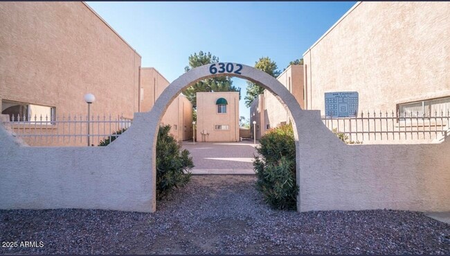 property at 6302 N 64th Dr
