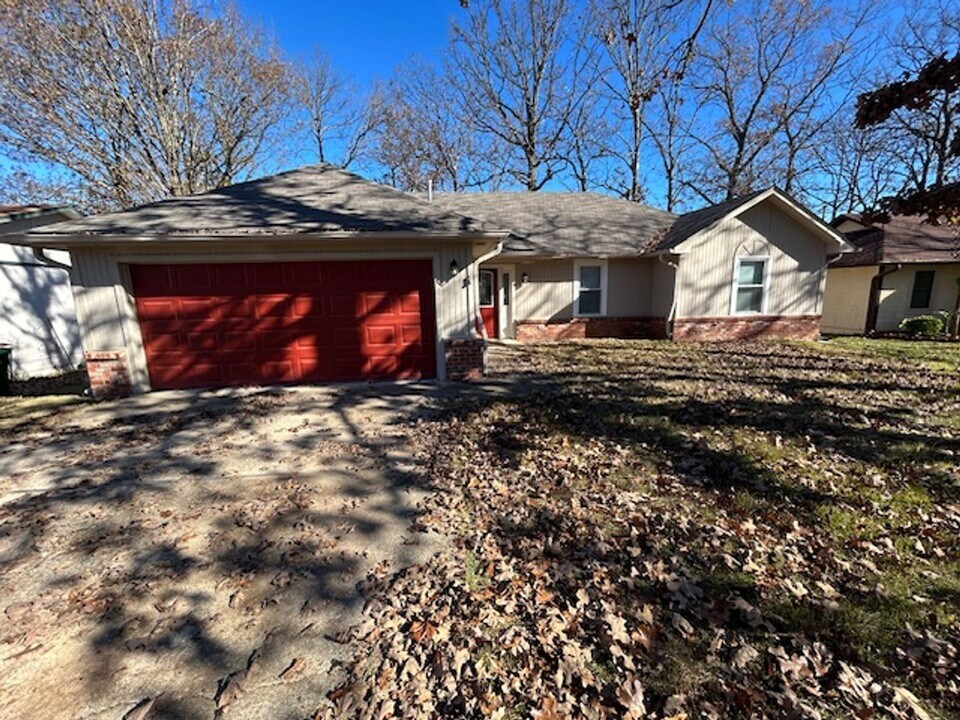 112 Sugar Maple Dr in Sherwood, AR - Building Photo