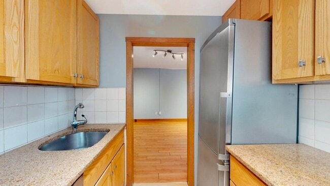 306 Savin Hill Ave, Unit 2 in Boston, MA - Building Photo - Building Photo