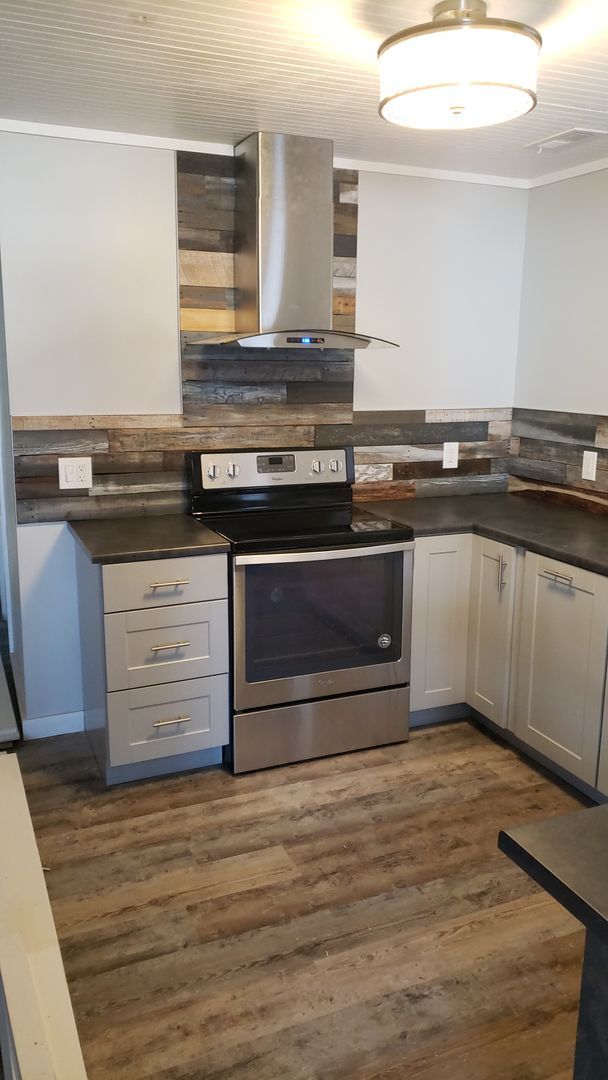 9 Heatherly Dr in Greenville, SC - Building Photo - Building Photo