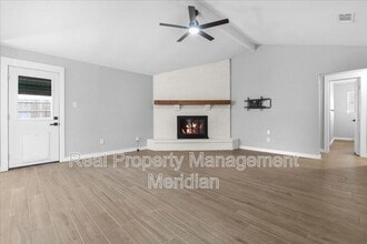 8725 Irongate Dr in North Richland Hills, TX - Building Photo - Building Photo