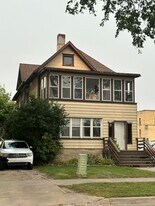 111 8th St S in Fargo, ND - Building Photo