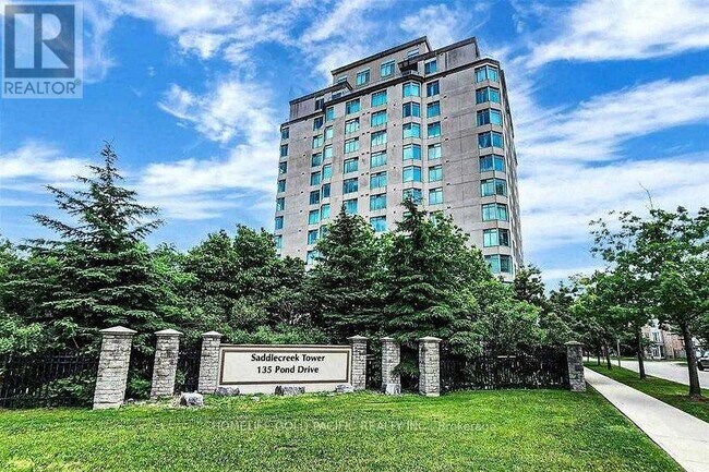 135 Pond Dr in Markham, ON - Building Photo - Building Photo