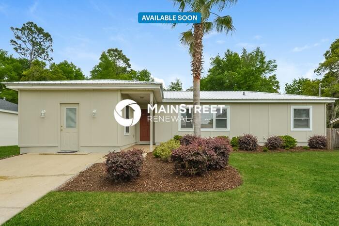 245 Williams Ave in Orange City, FL - Building Photo