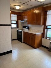 45 Alexander Ave, Unit 2 in Medford, MA - Building Photo - Building Photo