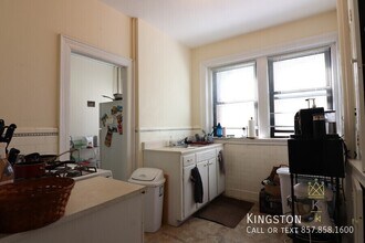 24 Park St in Brookline, MA - Building Photo - Building Photo