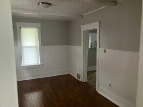 1022 23rd St NW in Canton, OH - Foto de edificio - Building Photo