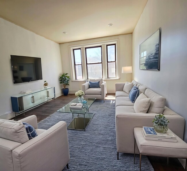 106 Glenwood Ave in Jersey City, NJ - Building Photo - Building Photo