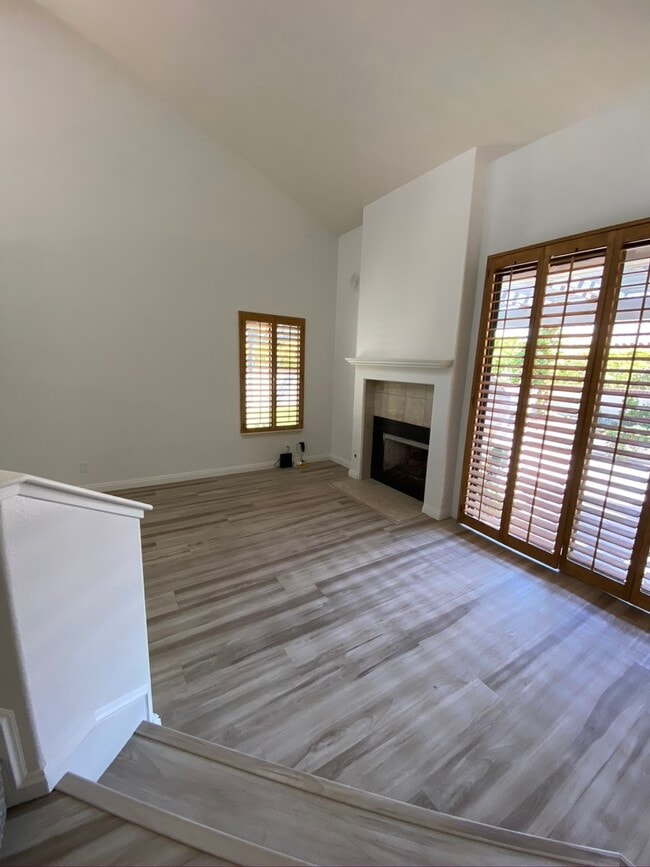 7 Santa Rosa Ct in Manhattan Beach, CA - Building Photo - Building Photo