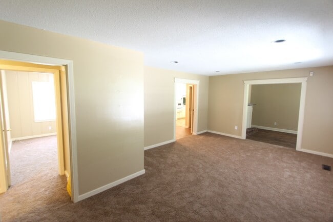 1824 5th St NW in Center Point, AL - Building Photo - Building Photo