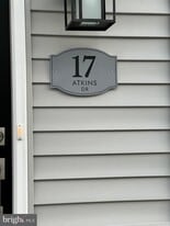 17 Atkins Dr in Bridgeport, PA - Building Photo