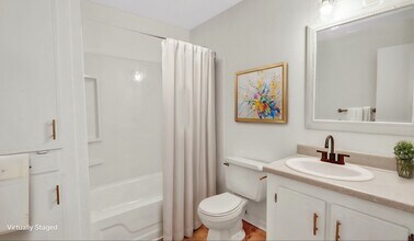 711 S Houston St, Unit #3 in Wolfe City, TX - Building Photo - Building Photo