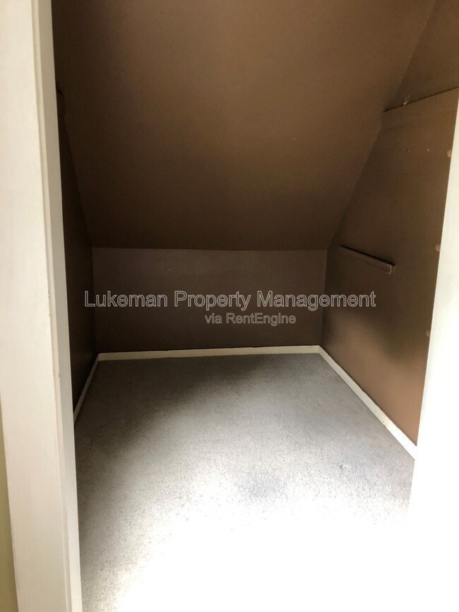 1020 W Kalamazoo Ave in Kalamazoo, MI - Building Photo - Building Photo