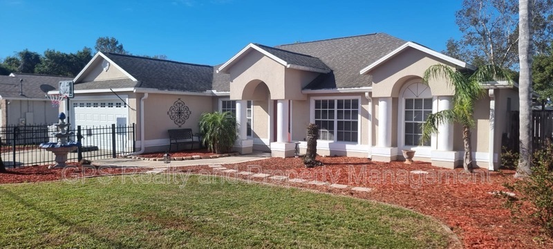 2544 Tansboro Dr in Deltona, FL - Building Photo